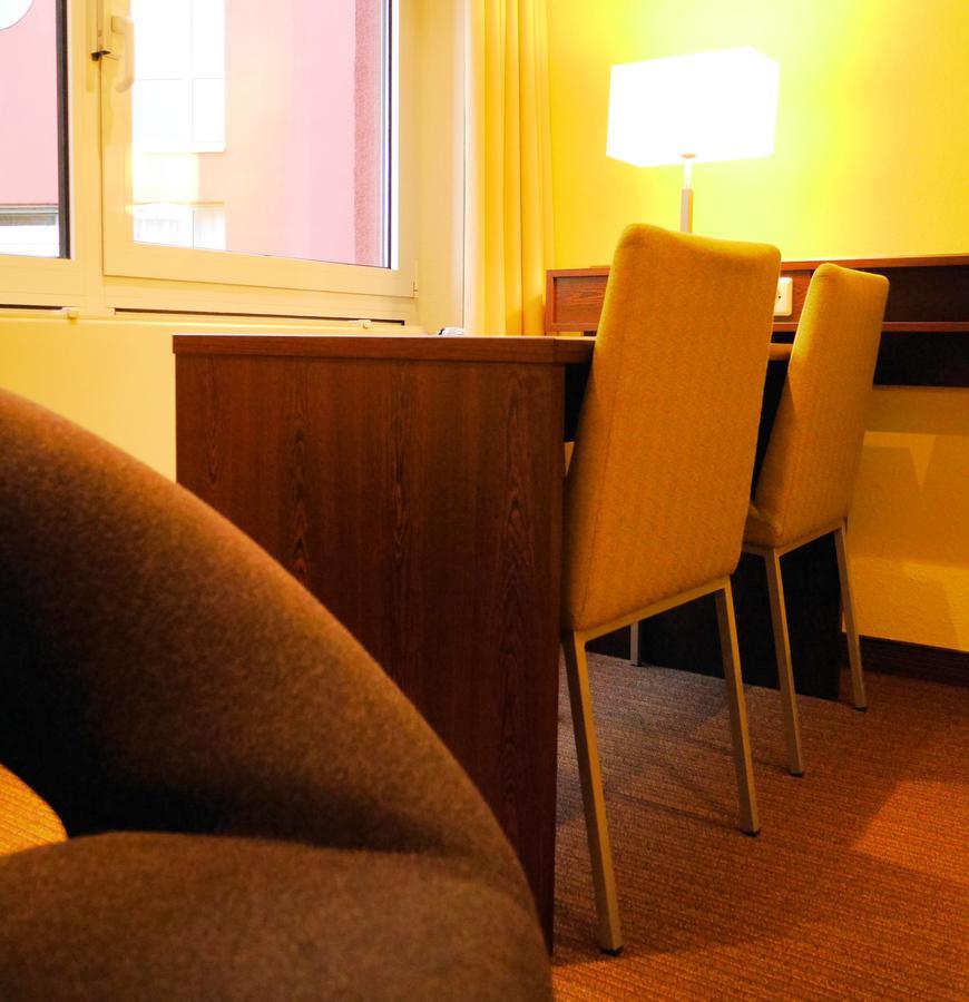 Bridge Inn Hotel Hamburg Eksteriør bilde