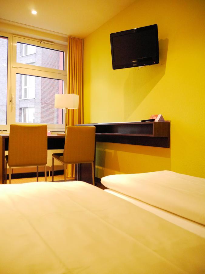 Bridge Inn Hotel Hamburg Eksteriør bilde